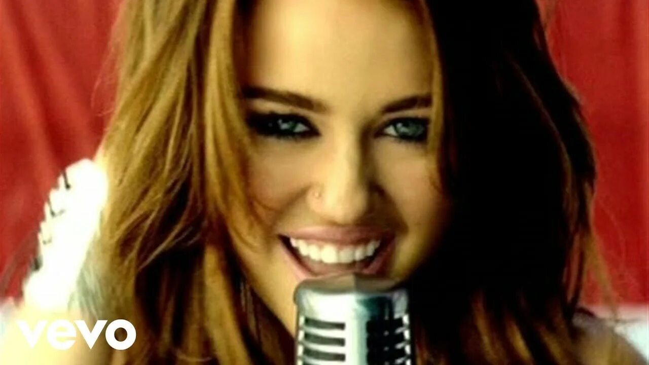 Песни майли сайрус who owns my heart. S. Майли сайрус песни. Miley cyrus backyard sessions. Песня майли сайрус популярные.