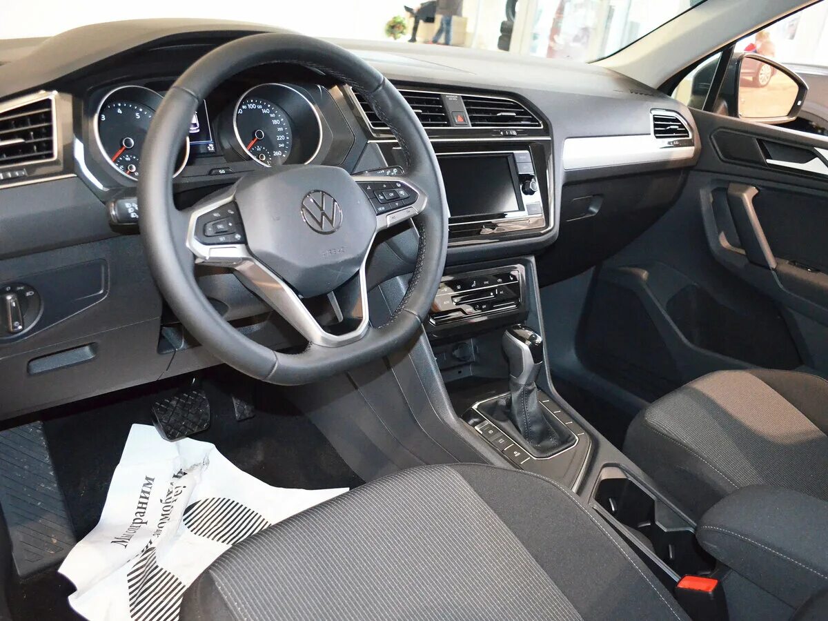 4 tsi л с dsg. Фольксваген джетта 2013 салон. Салон vw jetta 6 comfortline. Volkswagen golf 6 1. 1.