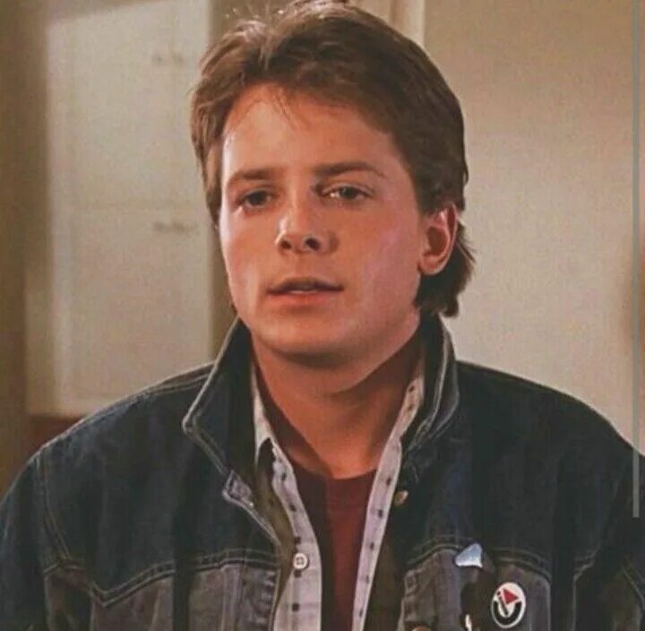 Марти макфлай арт. Марти макфлай. Марти макфлай одежда. Mcfly марти. Марти макфлай с гитарой.