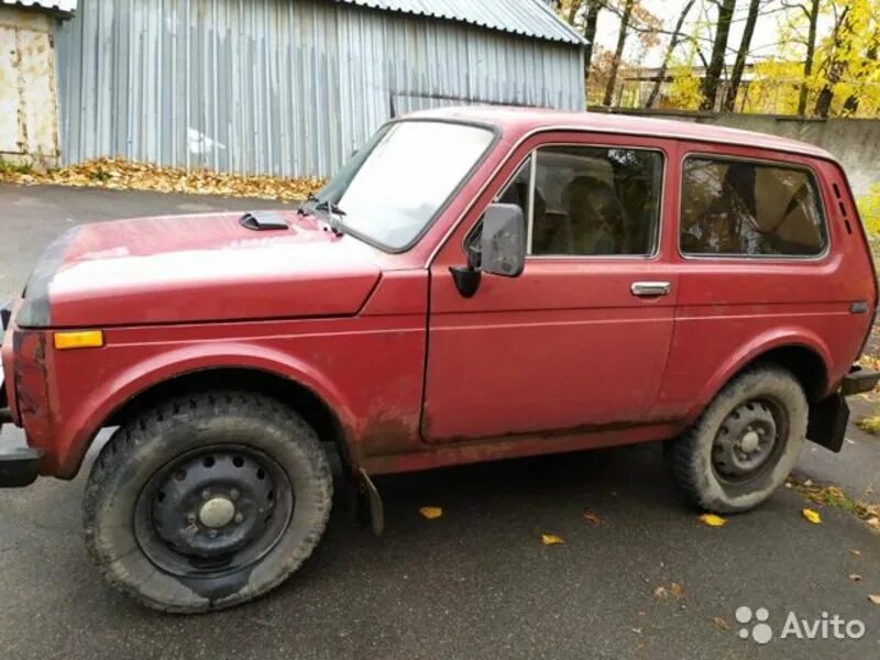 Нива шевроле 22 23. Смоленск нива. Шевроле нива серебристая. Смол нива магазин. Текстиль смоленск магазин нива.