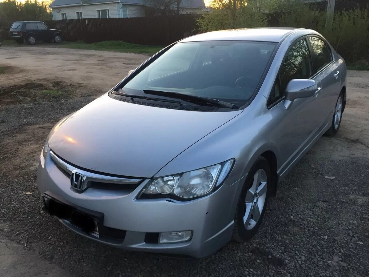 Honda Civic 2007. Honda Civic 2007 серебристый. Хонда Цивик 2007 седан. Хонда Цивик 2007 года седан.