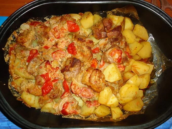 свинина с картошкой в рукаве. свинина с картошкой в рукаве. свинина с картошкой в рукаве. жаркое с овощами в духовке. свинина с картошкой в духовке в рукаве.