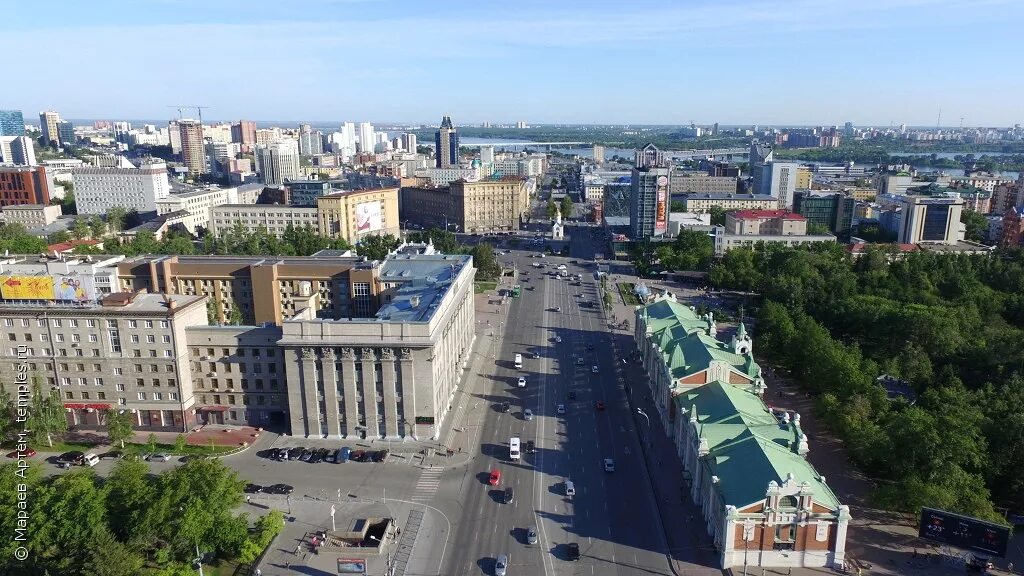 Красный проспект новосибирск. Красный проспект Новосибирск здания. Вид на красный проспект Новосибирск центр. Улица красный проспект Новосибирск архитектура.