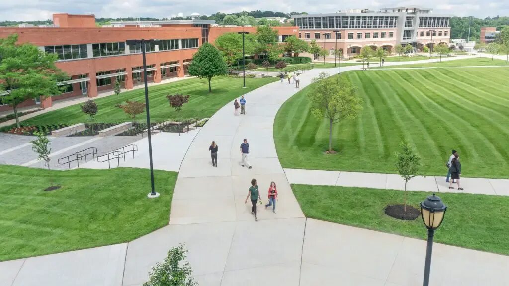 Университет штата мэриленд. Университет колорадо в боулдере. Джакарта университеты. University 30. Университетская 30.