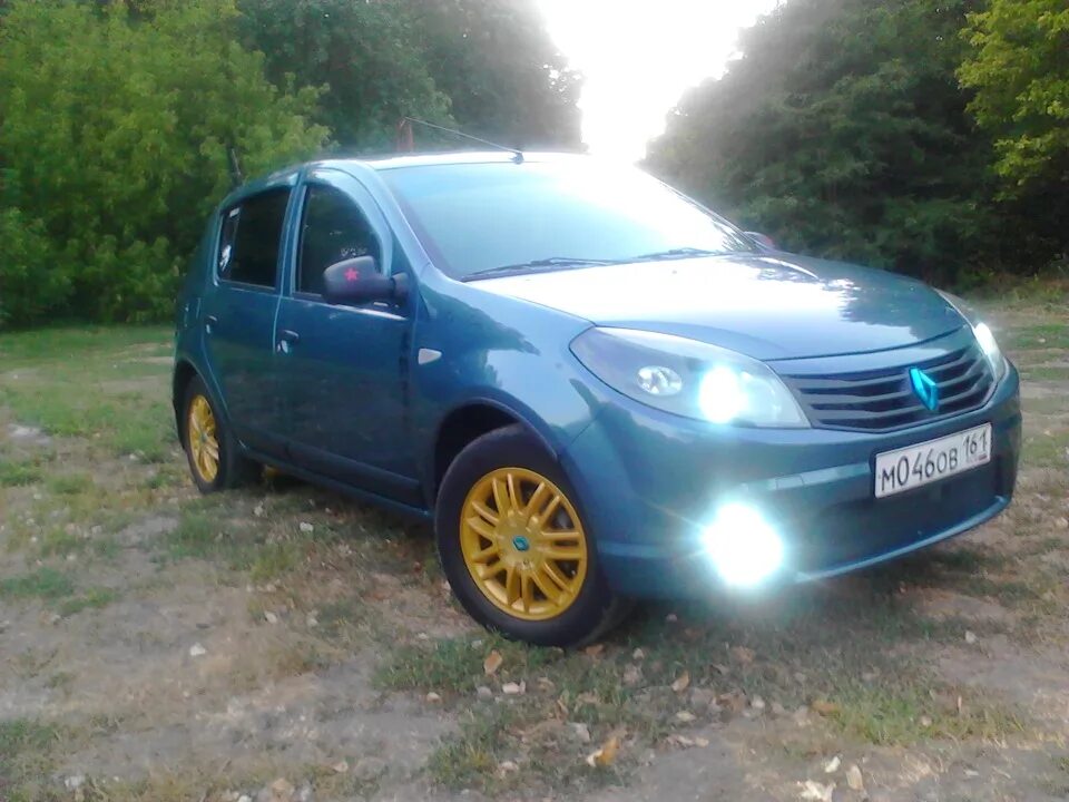 Sombre стала ещё более Sombre)) - Renault Sandero 1G, 1,6 л, 2009 года тюнинг DR