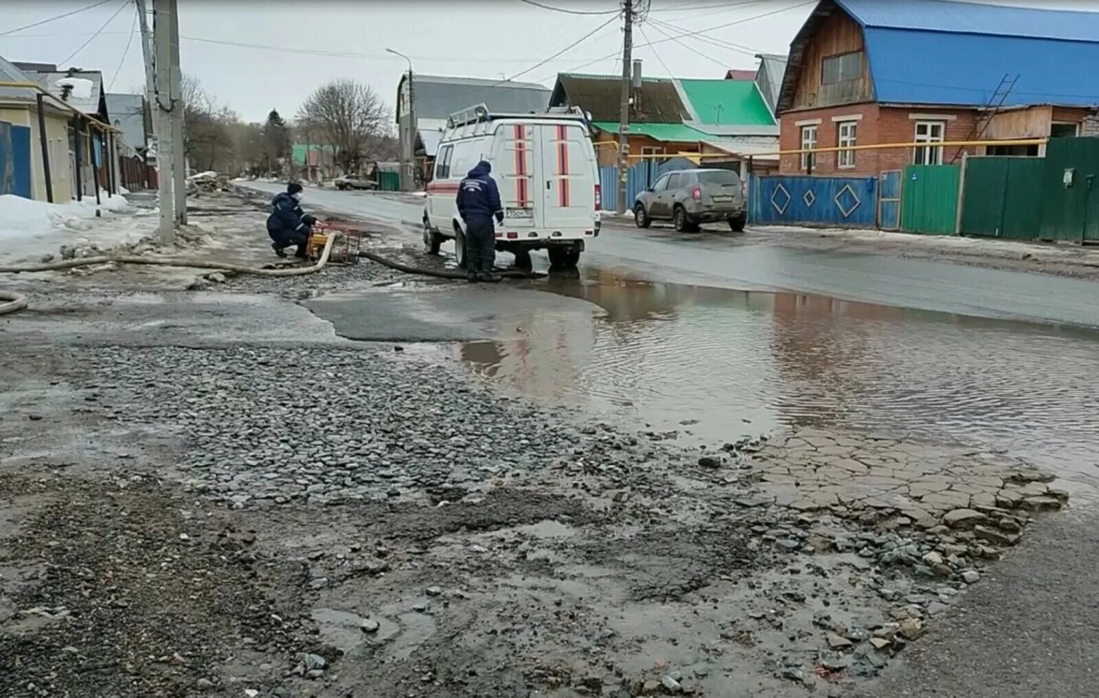 Термо уфа нижегородка. Наводнение в Нижегородке Уфа. Уфа Нижегородка затопление. Село Нижегородка паводок. Поводок.в.Уфе.2022.