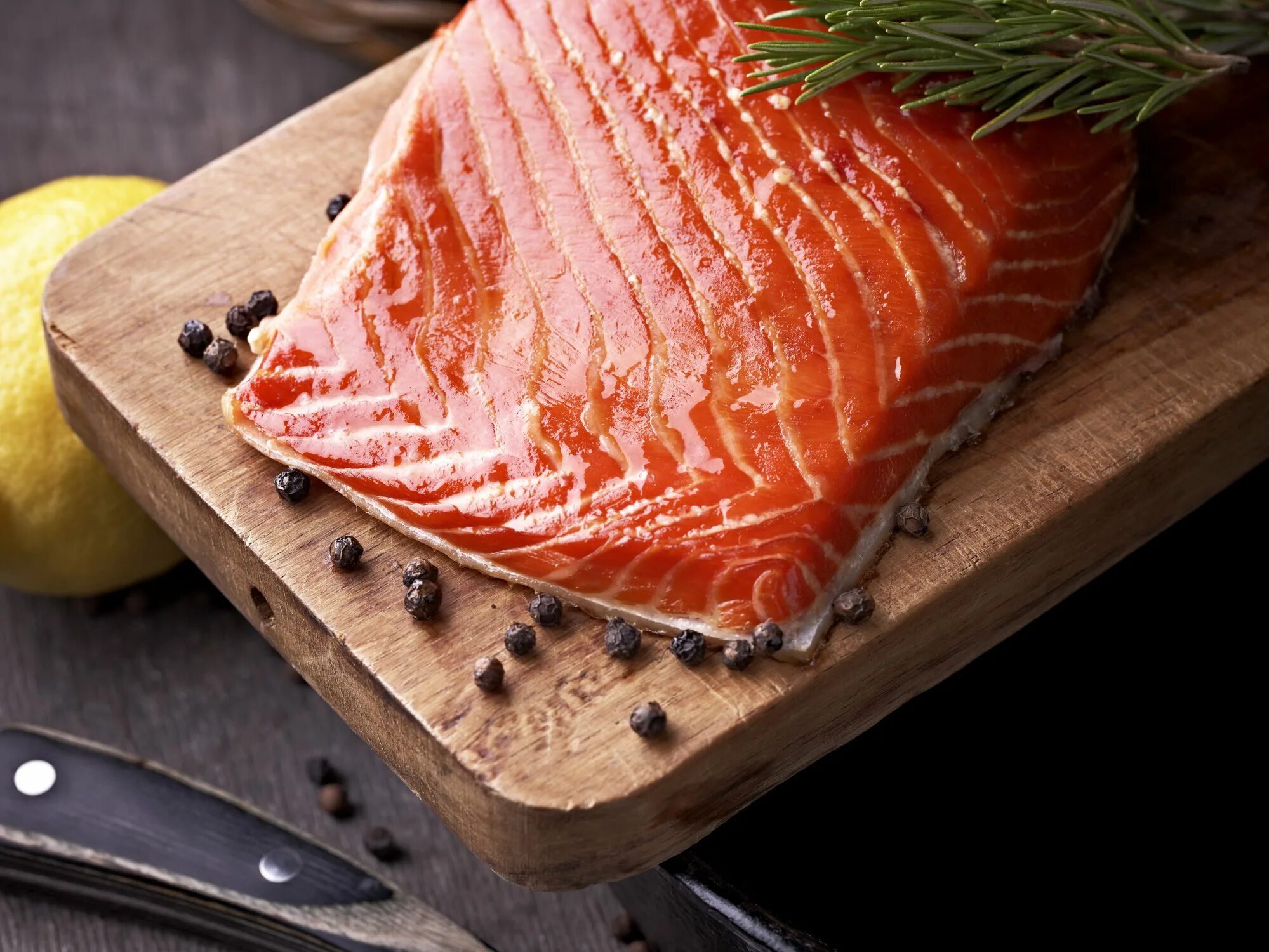 Ивлев семга. Smoked salmon. smoked wild salmon fillet. семга копченая. копченый лосось.