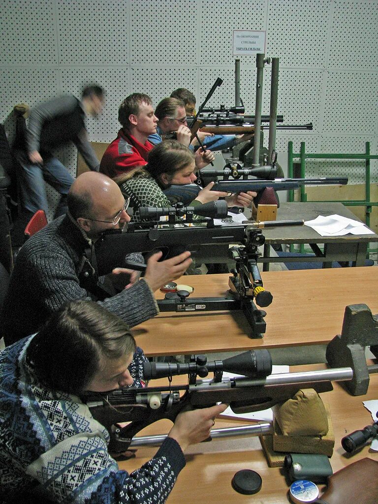 тир аптекарский 14. бсц балтийский стрелковый центр. пострелять из боевого оружия в спб тир. тир спб огнестрельное оружие. стрелковый тир.