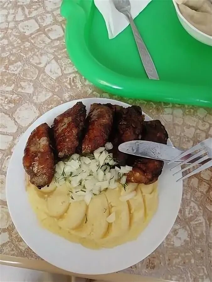 Калмыцкая кухня № 1, элиста, улица в. И. Калмыцкая кухня номер 1 элиста ленина. Национальная кухня калмыкии в элисте кафе. Калмыкия еда национальная.