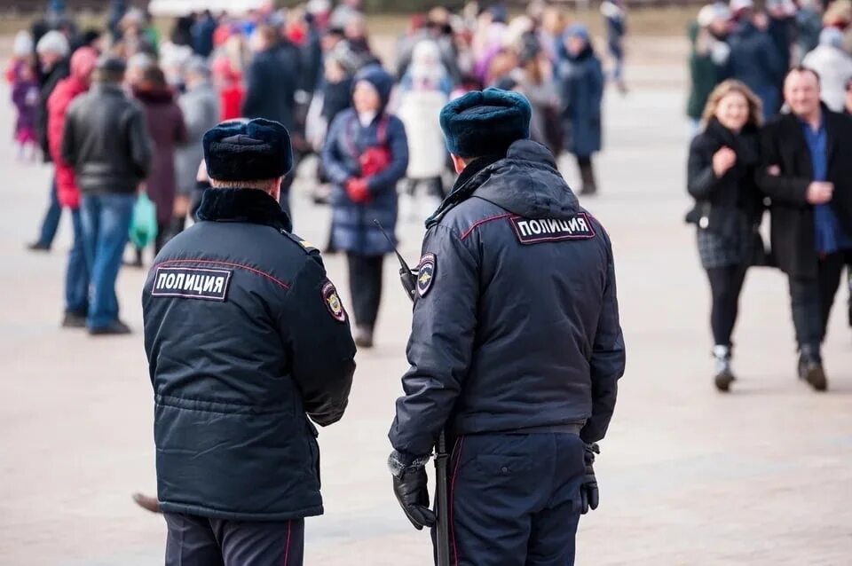 Вплоть до уголовной. Несовершеннолетним может быть назначено уголовное наказание. Вплоть до уголовной. Уголовная ответственность несовершеннолетних. Закон о русском языке тягнибок.