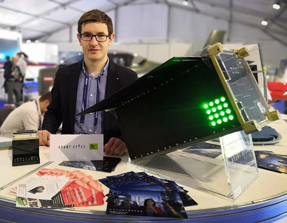 Молодые предприниматели стартап. Стартапы в образовании. Мировой стартап. Яна харлан avant space. Хакатон сколково 2018.