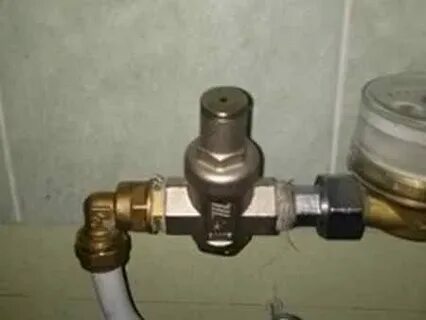 Запорное устройство в системе водоснабжения квартиры