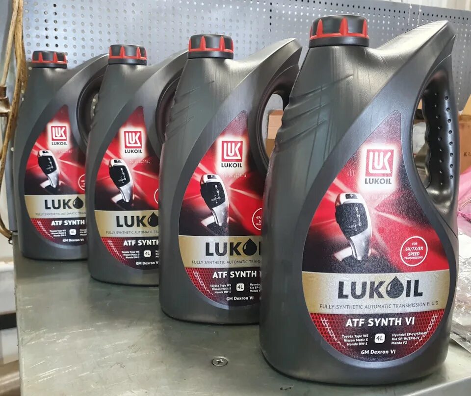 Lukoil atf synth multi. Лукойл atf synth vi 4л. lukoil atf synth. масло трансмиссионное лукойл atf synth vi старая канистра. lukoil 3041364 лукойл atf synth vi (1l) жидкость гидравлическая!\ gm dexron vi.
