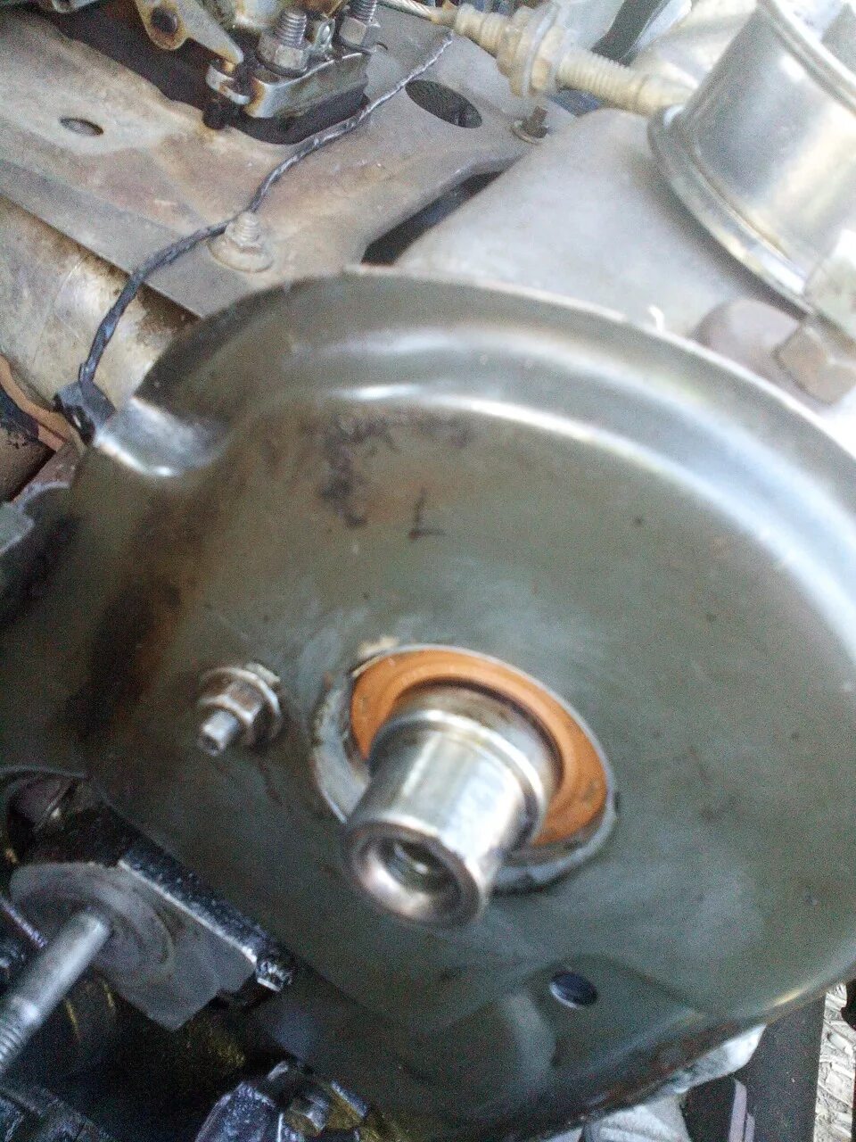 Сальник распредвала 2112 8 клапанов. Сальник распредвала ваз 2109. Замена сальника распредвала ваз. Сальник распредвала ваз 2110 16 клапанов. Сальник распредвала ваз 2110.