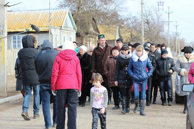 Битва сильнейших деревня. Село Курченко Астраханская область. Село Курченко Астрахань. Курченко татарское село. Экстрасенсы село Курченко.