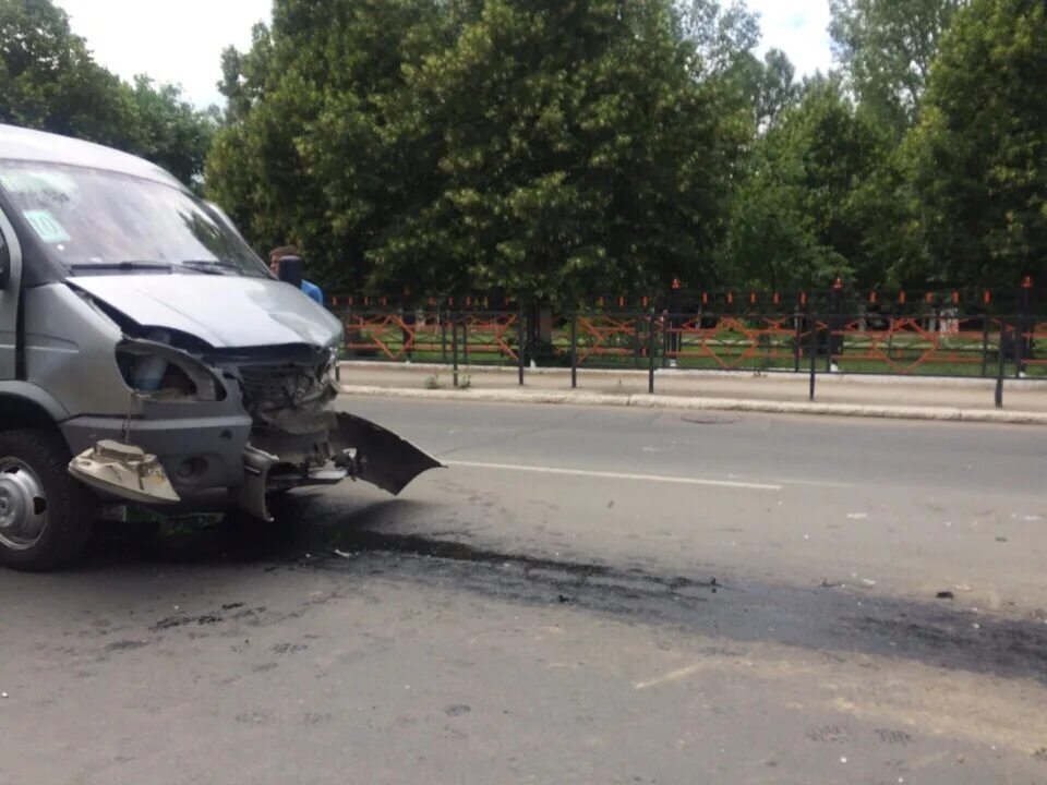 Чп в чапаевске сегодня. ДТП Чапаевск Самарская область. ДТП В Чапаевске за последние сутки. Авария под Чапаевском Самарской области.