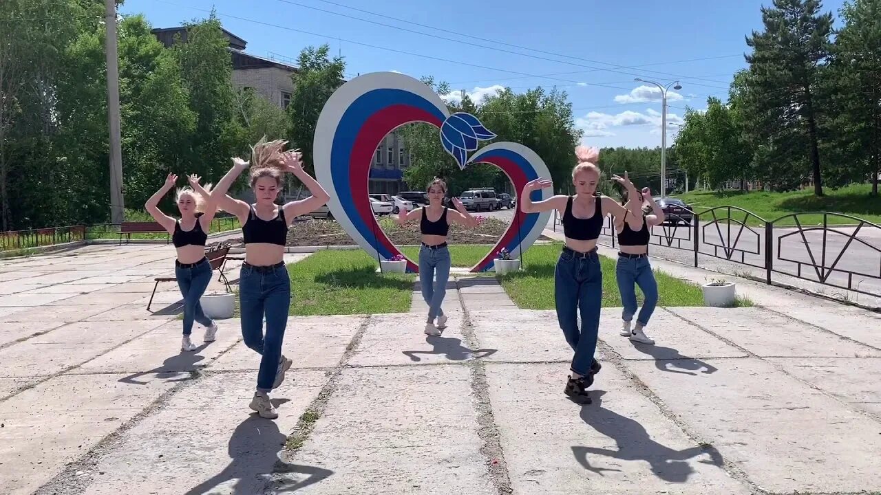Зеи б