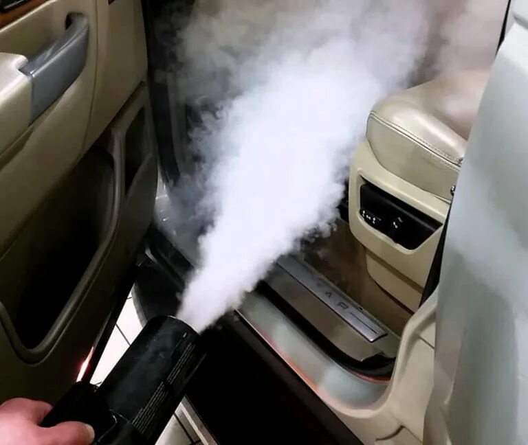 Газы имеющий неприятный запах. Сухой туман. сухой туман для авто. удалитель запахов в салоне автомобиля. озонирование салона автомобиля.