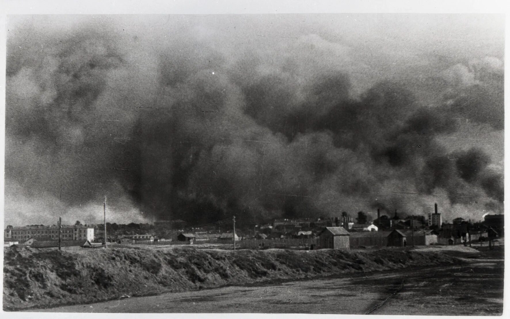 22 июня бомбежка киева. Бомбардировка Минска 1941. Бомбардировки Минска в 1941 году.