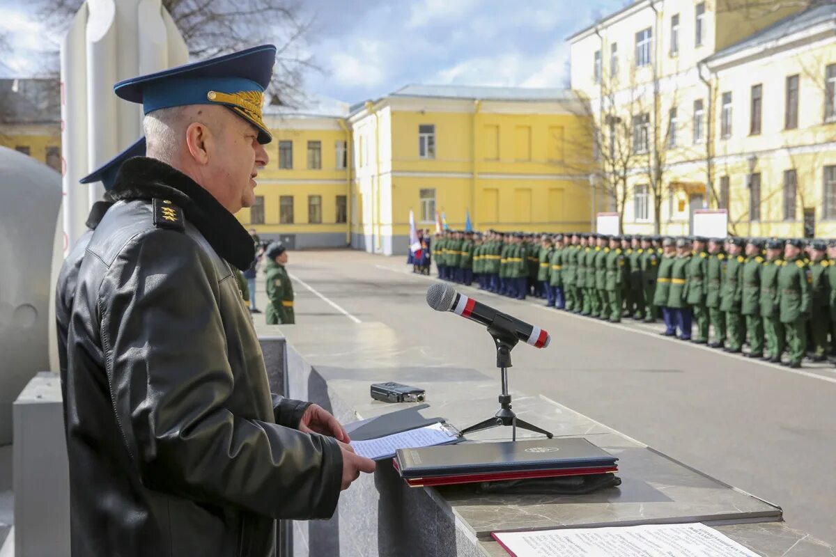 В ВКА состоялась торжественная церемония прощания с Боевым Знаменем начальника а