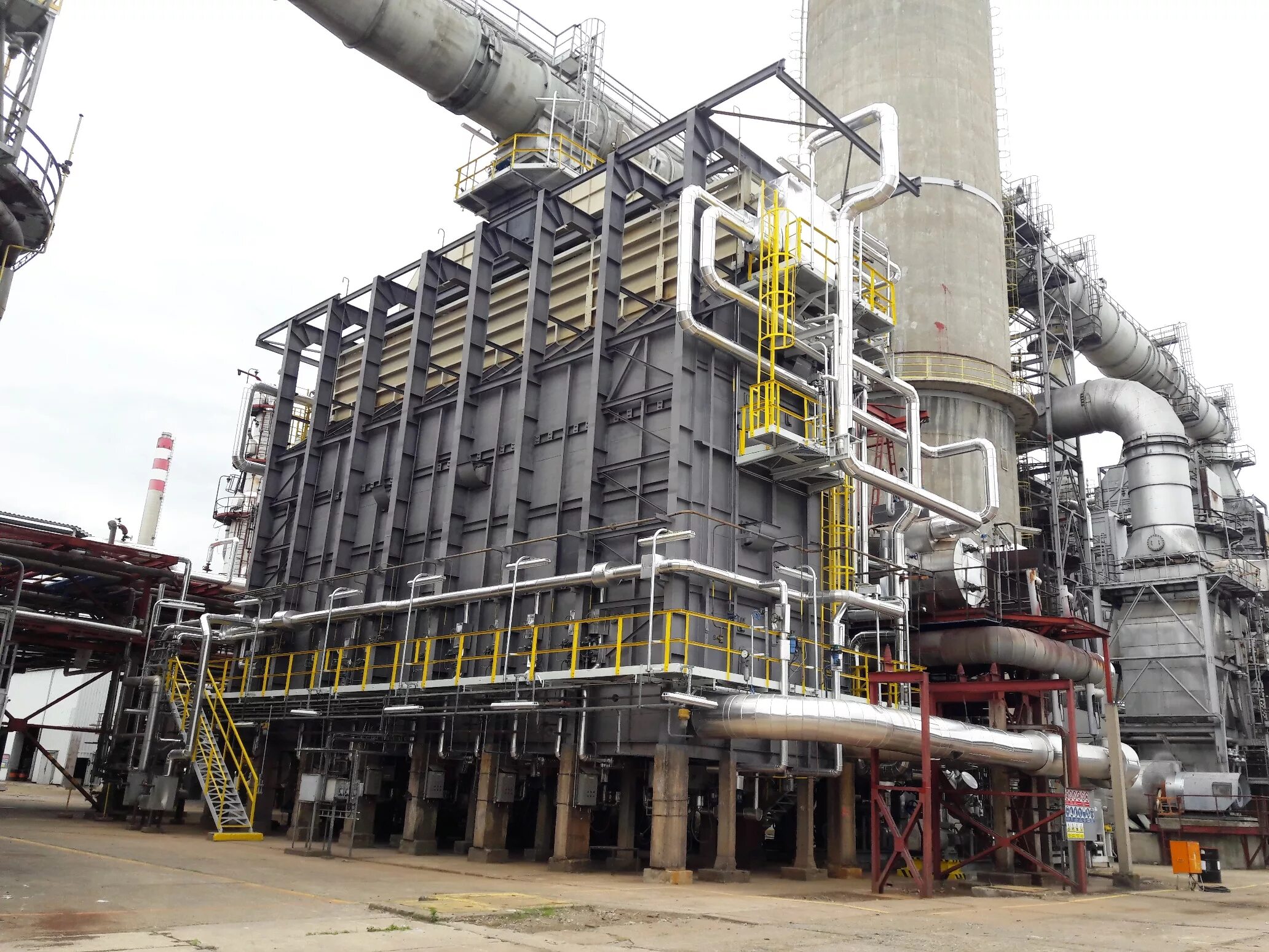 завод катализаторов. ангарский катализаторный завод. химическая промышленность завод. самарский завод катализаторов. производство промышленных катализаторов.