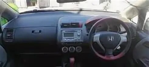 Honda fit 2 поколение. Хонда фит 2002 салон. Honda fit tuning 2005 salon. Как снять торпеду хонда фит. Honda jazz 2007.