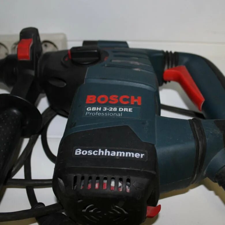 Gbh 3 28. Bosch GBH 3-28 Dre. Перфоратор Bosch GBH 3-28 Dre 061123a000. Перфоратор сетевой Bosch GBH 3-28 E (3.3 Дж) 18 н·м. GBH 3-28 Dre редуктор.