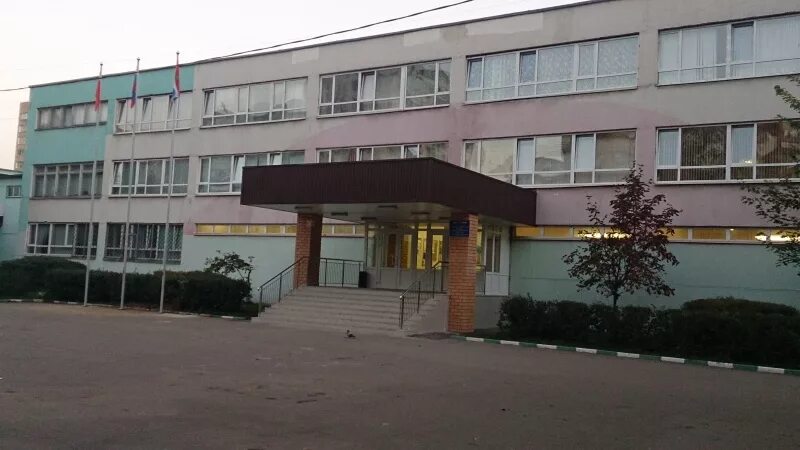 классы школы номер 14. 5 школа биробиджан. школа 8 королев. учителя 14 школы киров. школьник 4 класс.