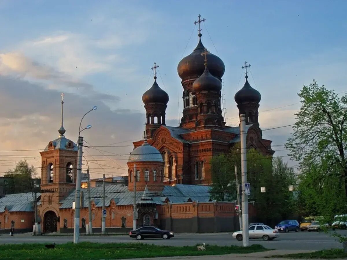 Свято введенский иваново. Свято-Введенский монастырь Иваново. Введенский женский монастырь Иваново. Свято Введенский храм в Иваново. Достопримечательности Иваново Введенский монастырь.