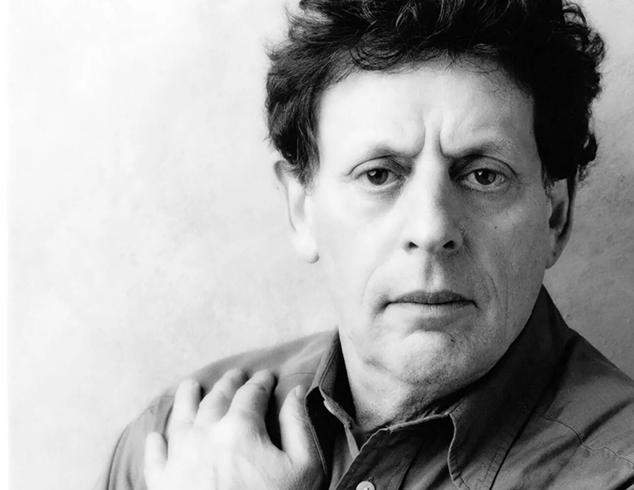 Philip glass в молодости. Филип гласс американский композитор. Гласс биография. Philip glass в молодости. Гласс биография.