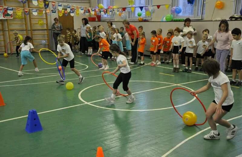 Школьные спортивные соревнования. Спортивные мероприятия для детей. Спортивные соревнования для детей. Весёлые старты для дошкольников.