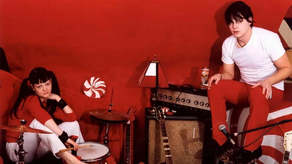 The white stripes fell in love. White stripes обложки альбомов. White stripes – fell in love with a girl. White blood cells the white stripes. White stripes – fell in love with a girl.