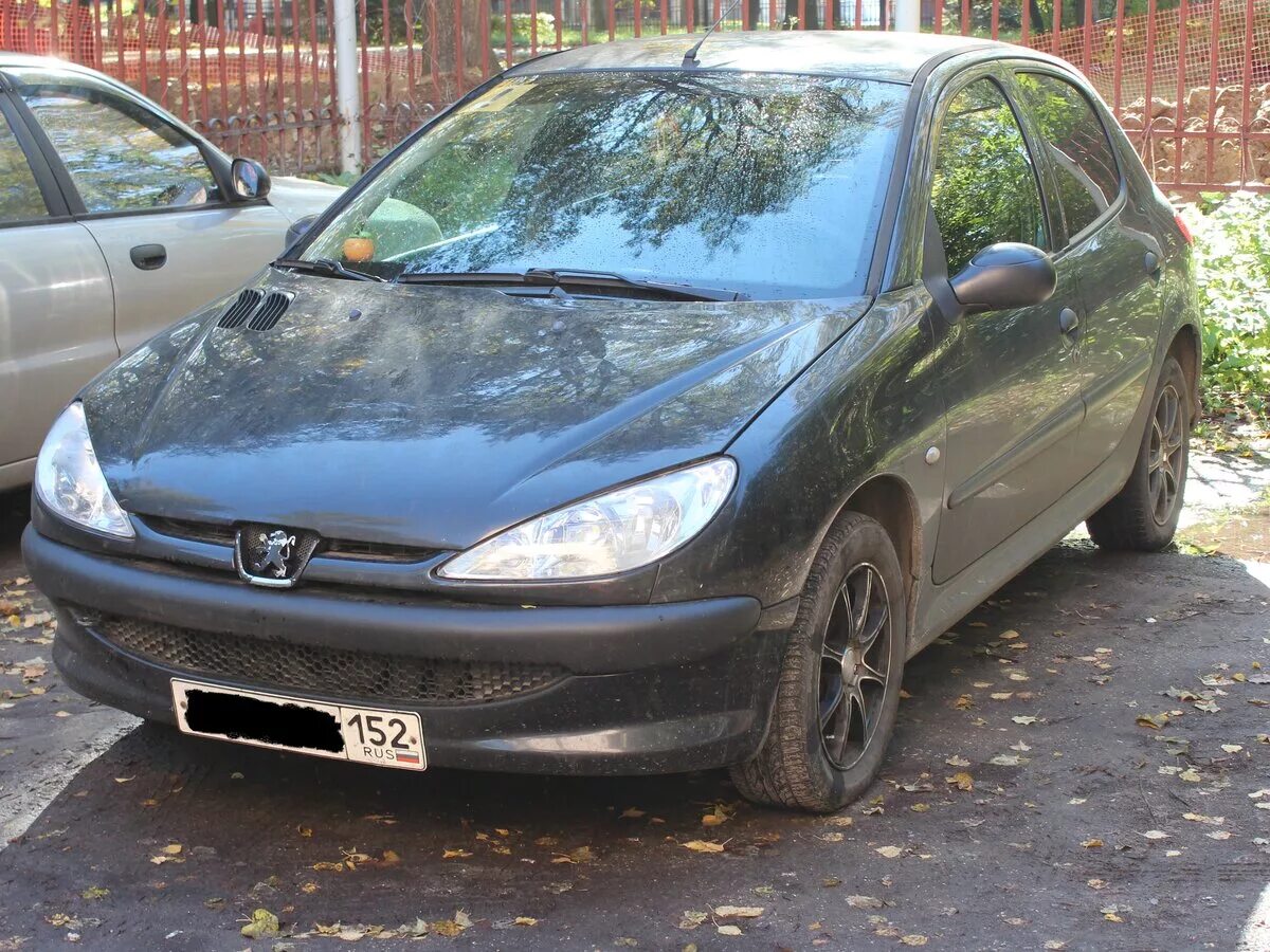 Пежо 2006 года выпуска. Пежо 2006 года выпуска. Пежо 206 седан 2008 серебристая. Пежо хэтчбек 2006. 4 мт, 2001 3 дверная.
