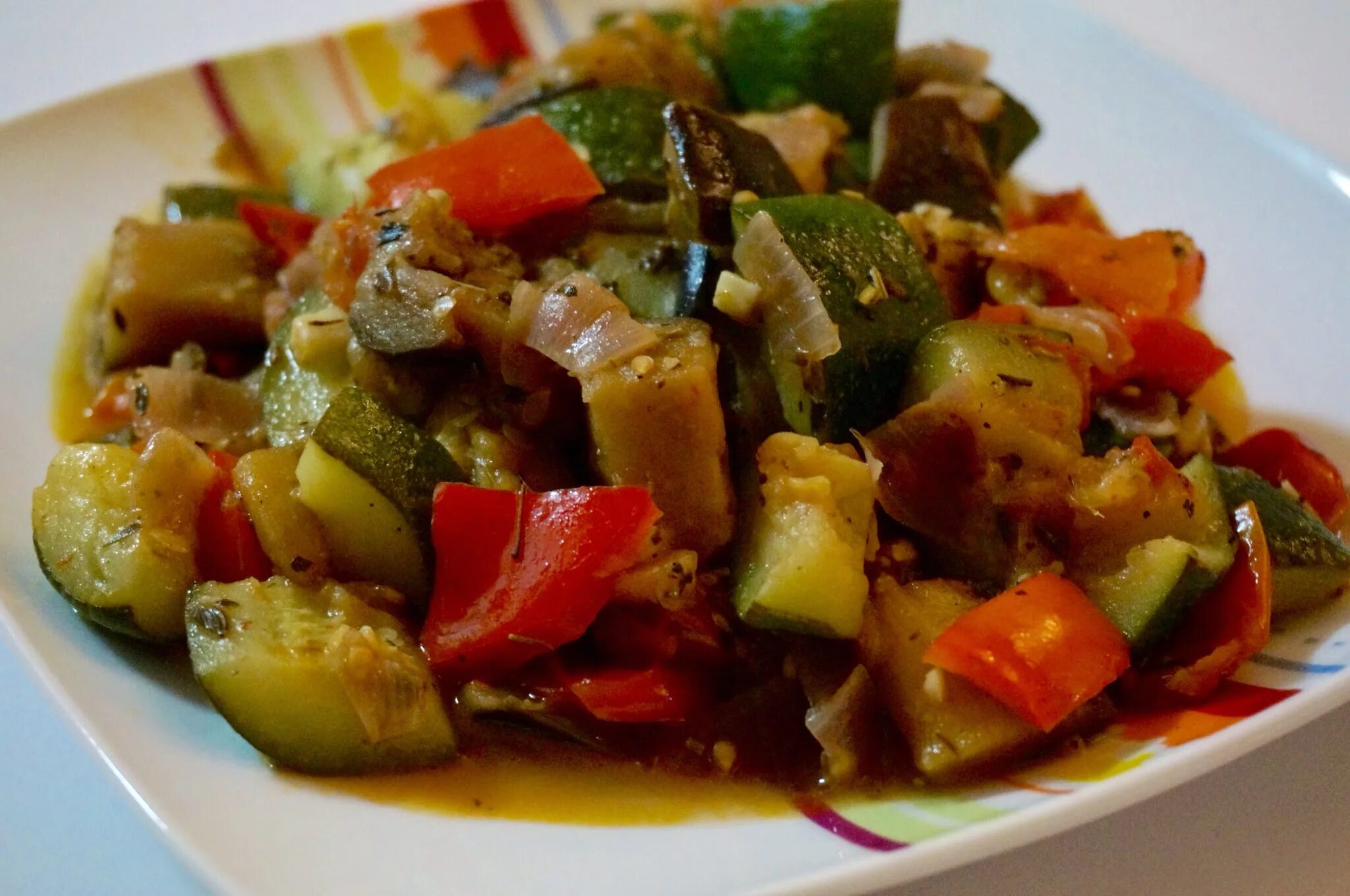 Овощной Рататуй. Овощное рагу. Рагу из овощей. Овощное рагу с кабачками и баклажанами. 2 блюда из овощей