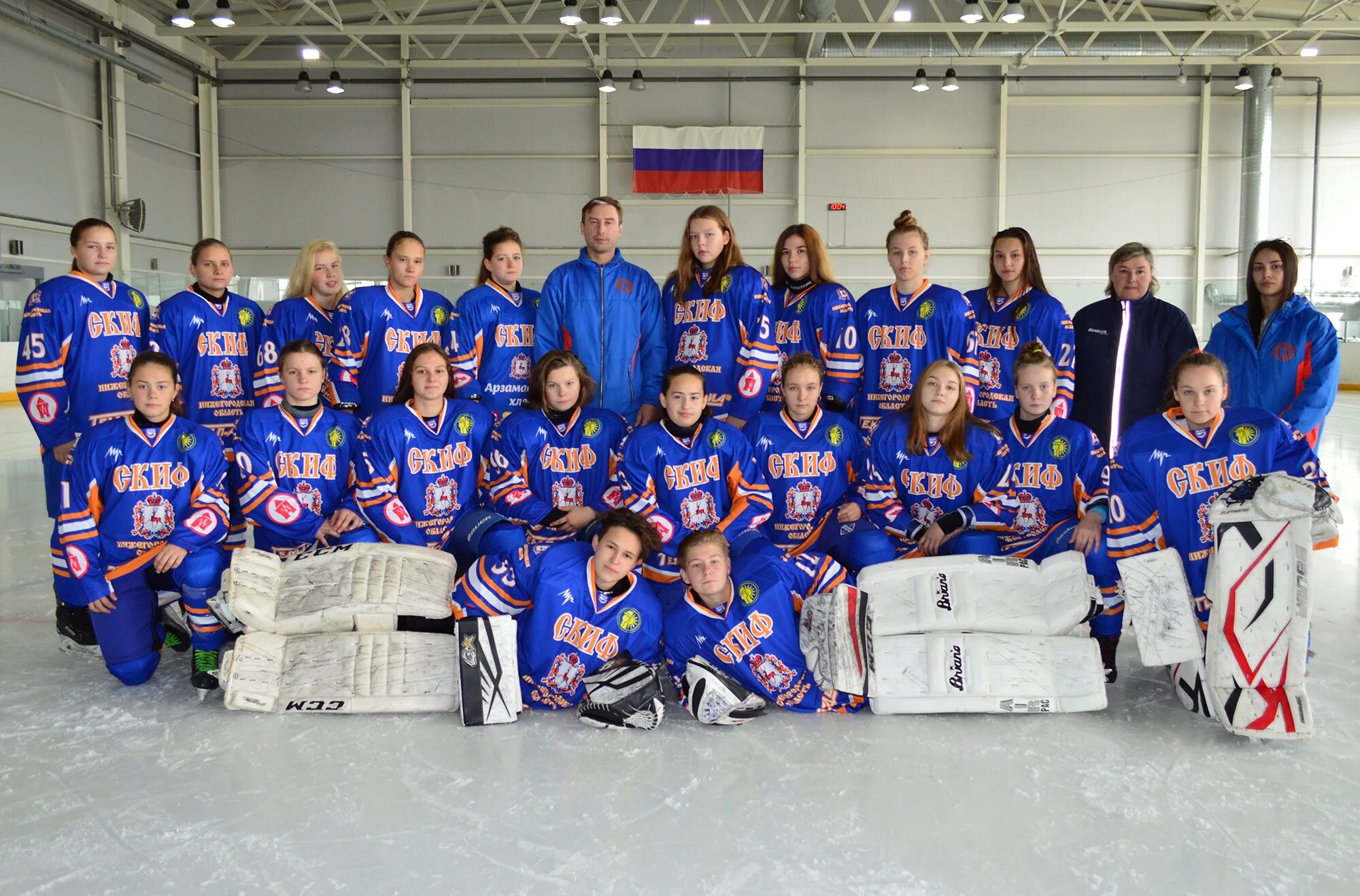 кубок жхл. набор в женскую хоккейную команду. женская хоккейная команда агидель. агидель команда хоккей. белые медведицы жхл.