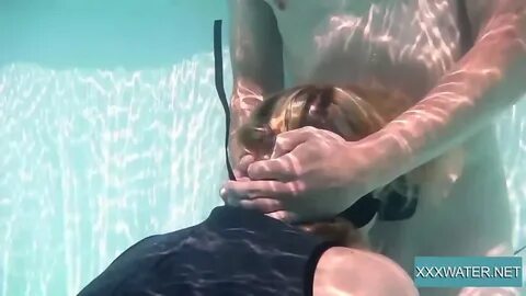 Slideshow deep throat underwater.