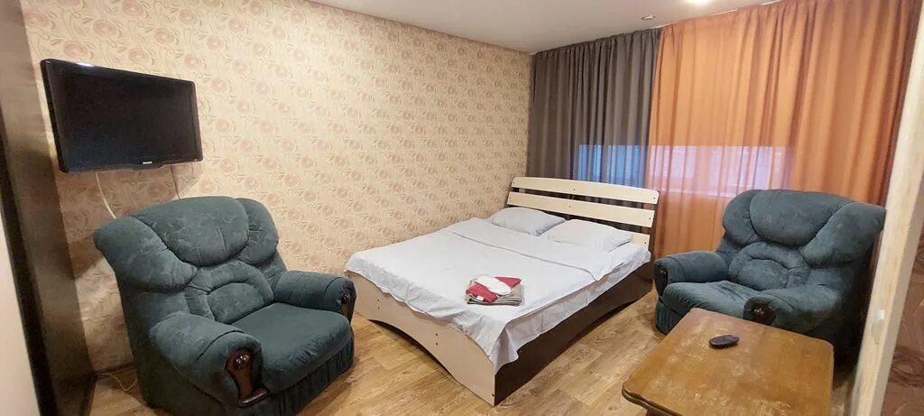 Гостиница норильск. Квартира в талнахе. Космонавтов 27 красноярск. Аренда посуточно норильск. Талнахская 35.