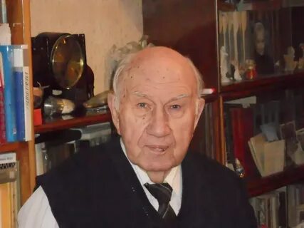 Заслуженный географ