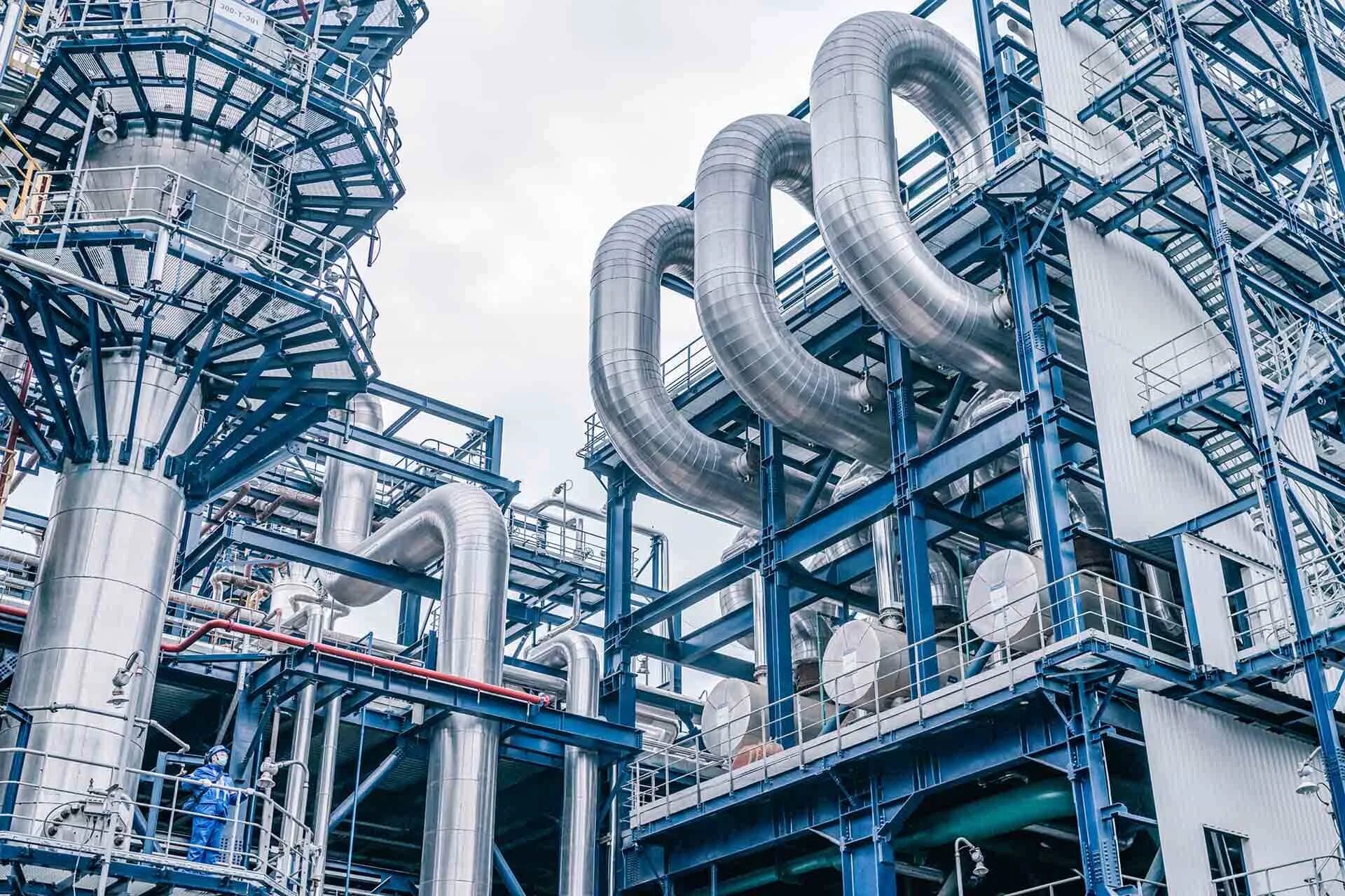 Завод переработки нефтепродуктов