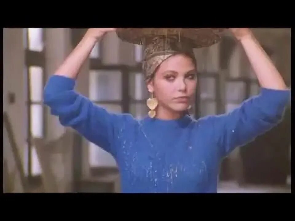 Укрощение строптивого вырезанное. Орнелла мути. укрощение строптивой. укрощение строптивого танец в клубе.