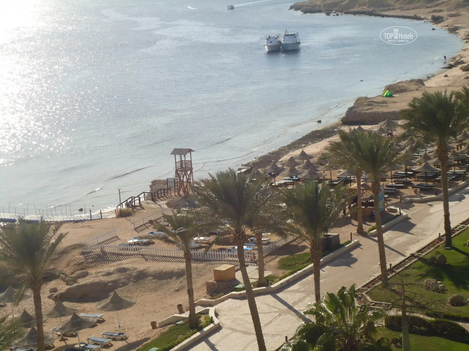 Пляж рас насрани шарм эль шейх. Джаз бельведер шарм-эль-шейх. Рас насрани шарм эль шейх. Отели бухты рас насрани шарм эль шейха. Jaz belvedere resort 5* египет счастливые лица.