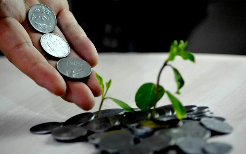 Экономия надпись. Денежные средства благотворитель. Funding round. Investment. Funding pips.