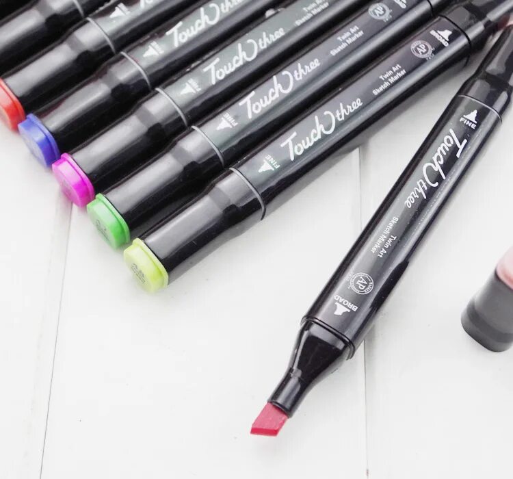 фломастеры на прозрачном фоне. акриловые маркеры posca. маркеры для рисования. маркеры posca 3m набор. маркер пвф флуоресцентный.