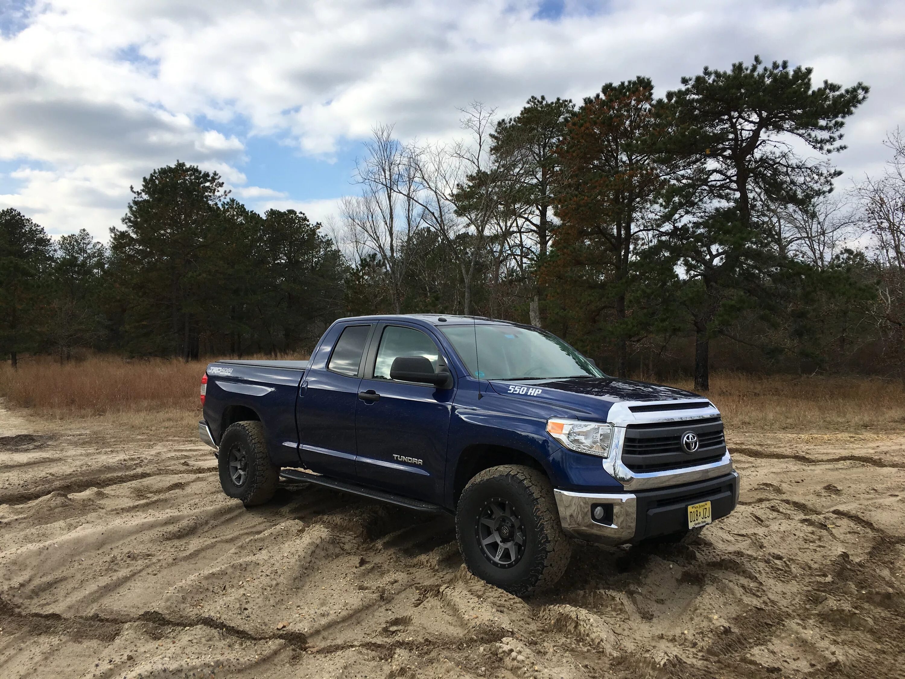 Тойота тундра оффроуд. Тойота тундра 2007 оффроуд. Toyota Tundra 2 Offroad. Тойота тундра 2022 оффроуд.