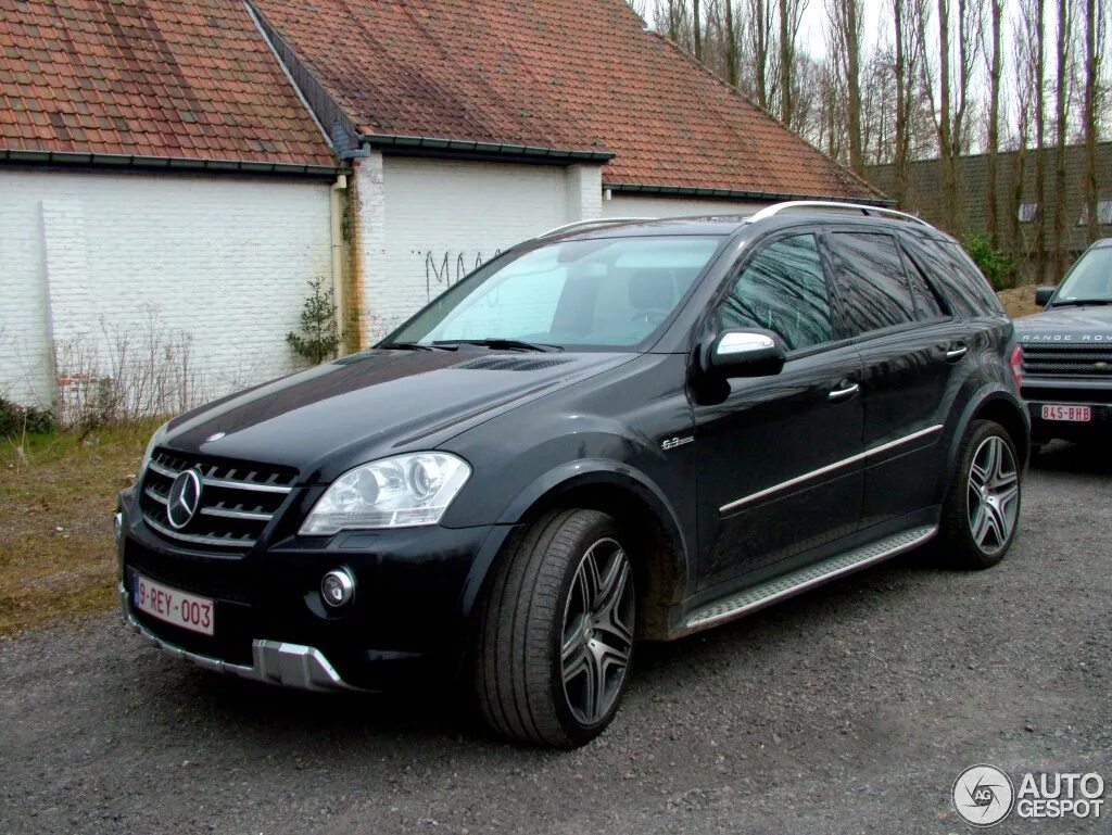 W164 6.3. Мерседес ml 164 amg. ml amg 6.3 2008. ml 6.3 amg w164.