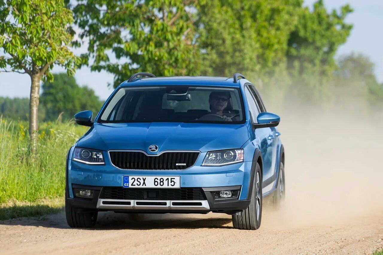 Skoda Octavia Scout 2015. Skoda Octavia Scout 2014. Skoda Octavia Scout 4x4.