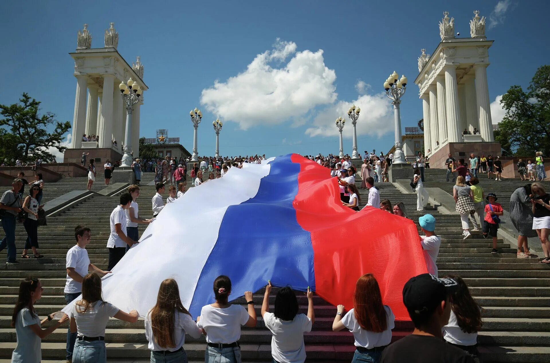 Новости сегодня 12 июня. 12 июня кремль. Канск день города 2022. Новости сегодня 12 июня. Новости сегодня 12 июня.