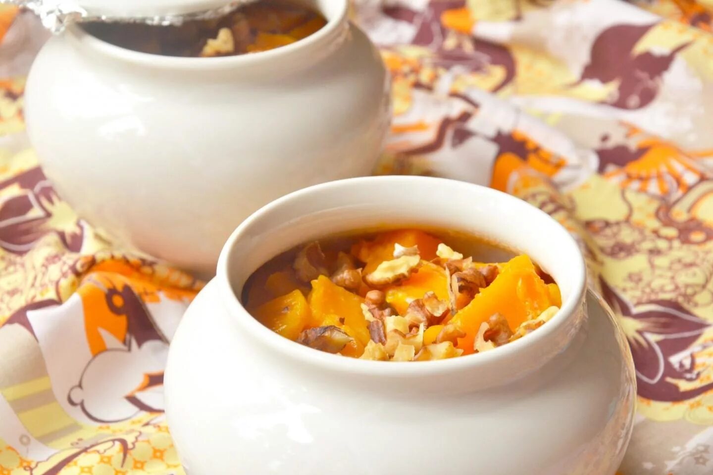 пшённая каша с тыквой на молоке в духовке в горшочке. каша из тыквы в горшочке в духовке. каша из тыквы в горшочке в духовке. каша с тыквой в горшочке. горшок каши.