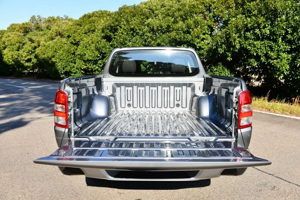Мицубиси л200 багажник. Багажник mitsubishi l200 2025. л200 мицубиси габариты кузова. l200 габариты кузова. габариты митсубиси л200 пикап.