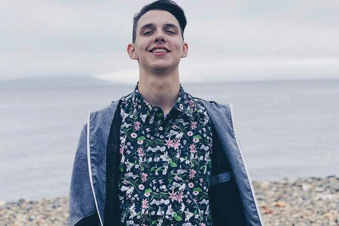 Тима белорусских тима белорусских. Георгий колдун. Руслан алехно 2021. Белорусский певец александр солодуха. Певец белорус.